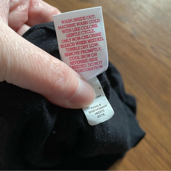 So brand girl’s size 16 tee - Picture 3 of 6